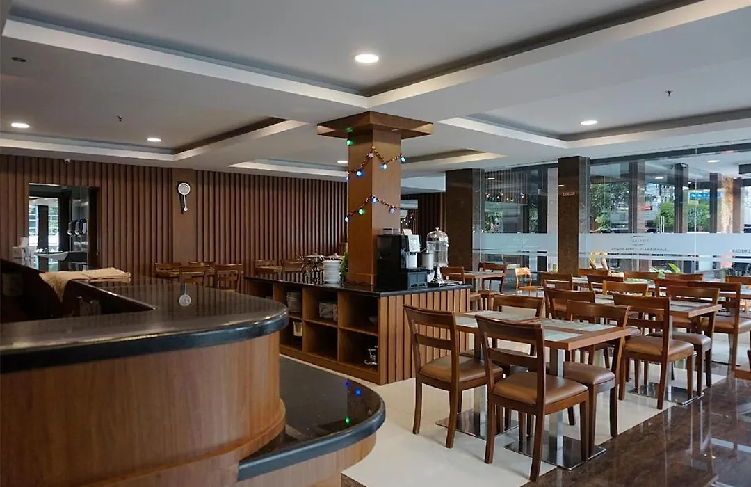 Favor Hotel Pekanbaru City Center-1